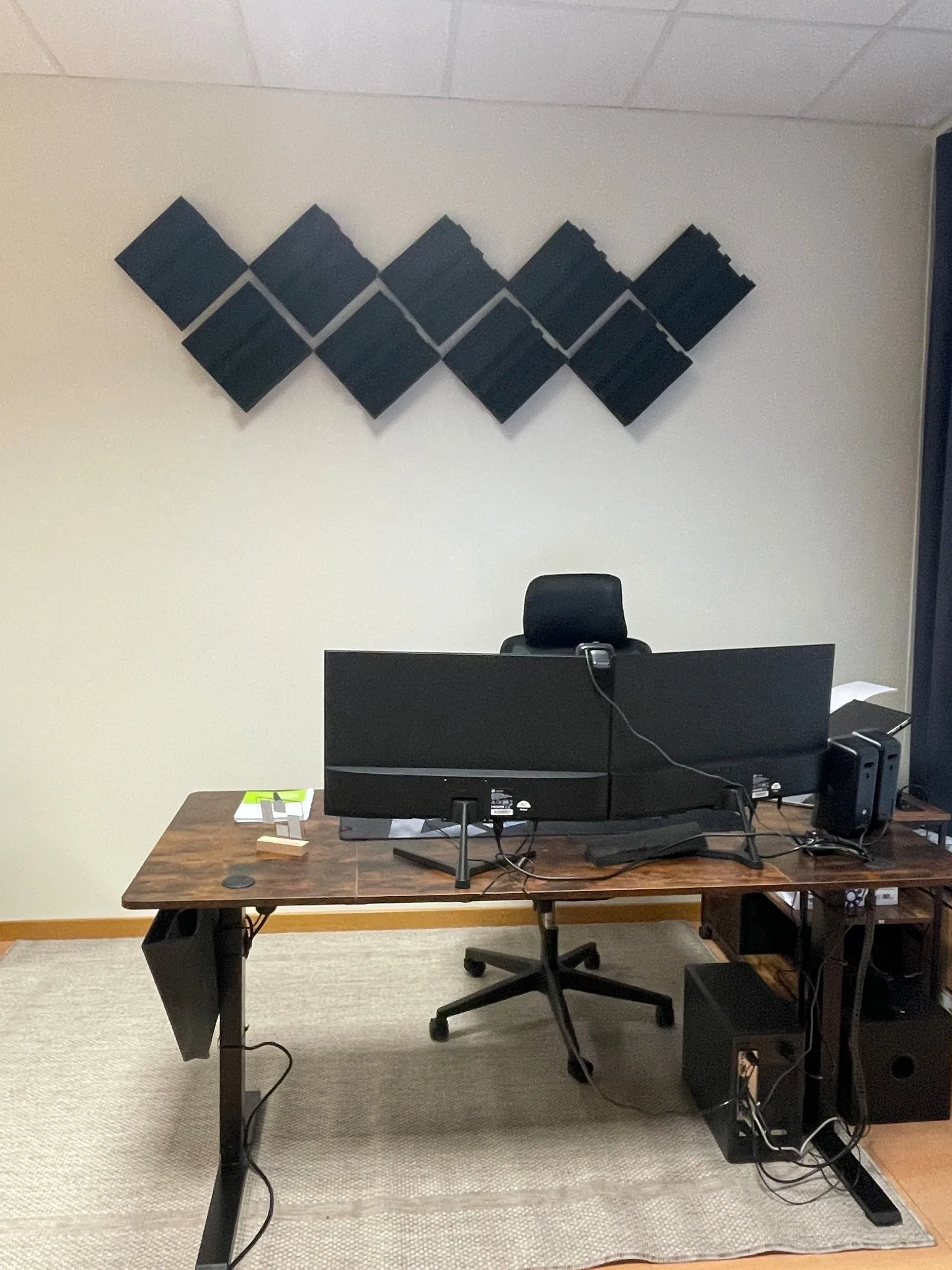 Puesto de trabajo privado de OFISTUDIO en Noáin